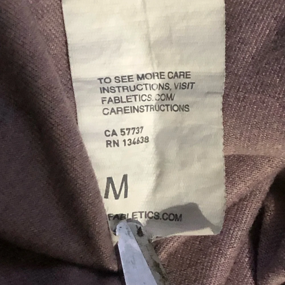 Fabletics Leggings Women's Medium Camo Print Lavender Green Athletic - Picture 2 of 6